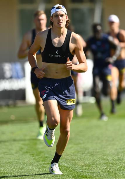 blake-howes-of-the-demons-runs-during-a-melbourne-demons-afl-training-picture-id1357375604.jpg